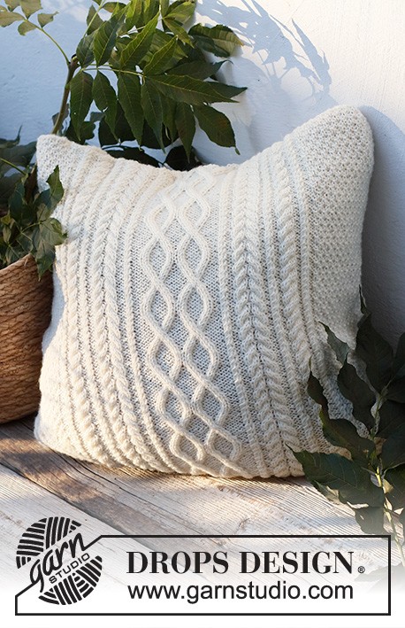 Snowy Trails Pillow: knitting pattern