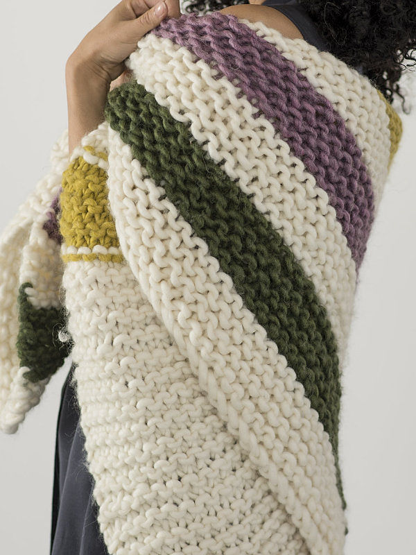 Cozy blanket Aput. Free knitting pattern. 3