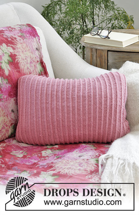 Knit pillow Marion. Free pattern (Shapes: square; chart, video tutorial, written pattern).